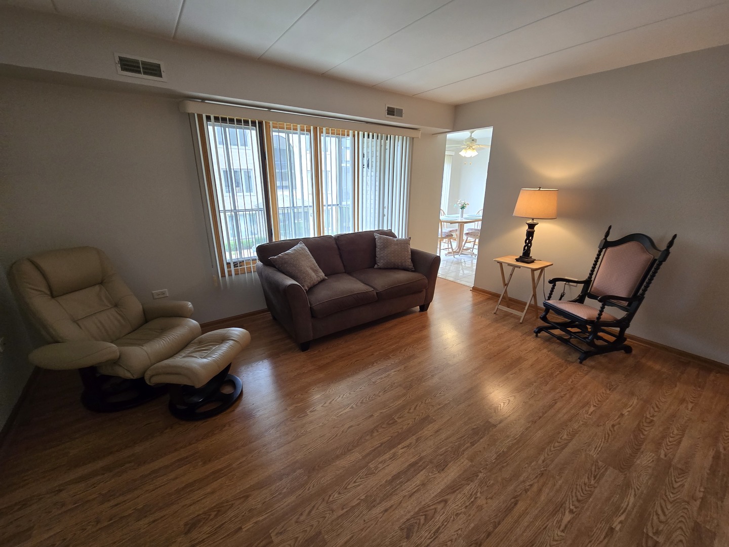 13950 Lavergne Avenue #907, Crestwood, IL