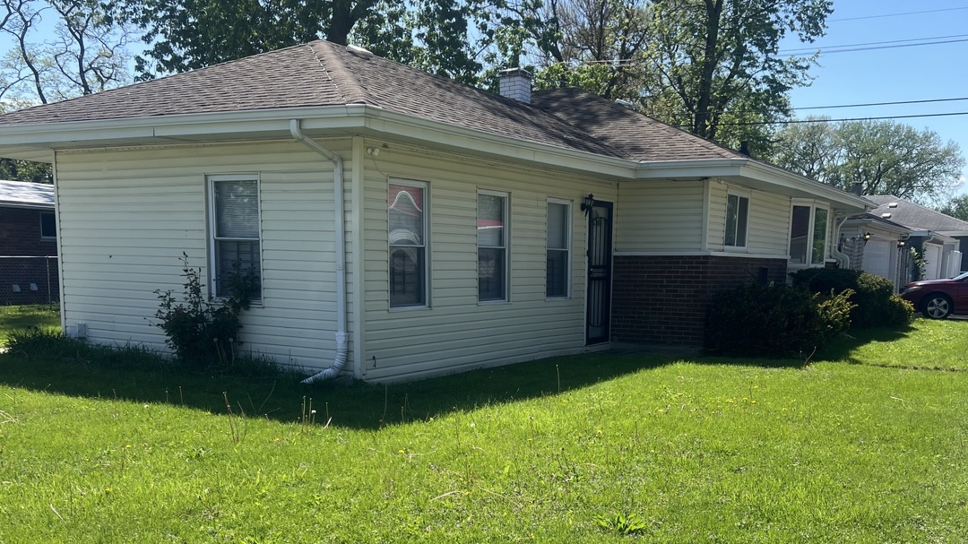 15202 Meadow Lane, Dolton, IL