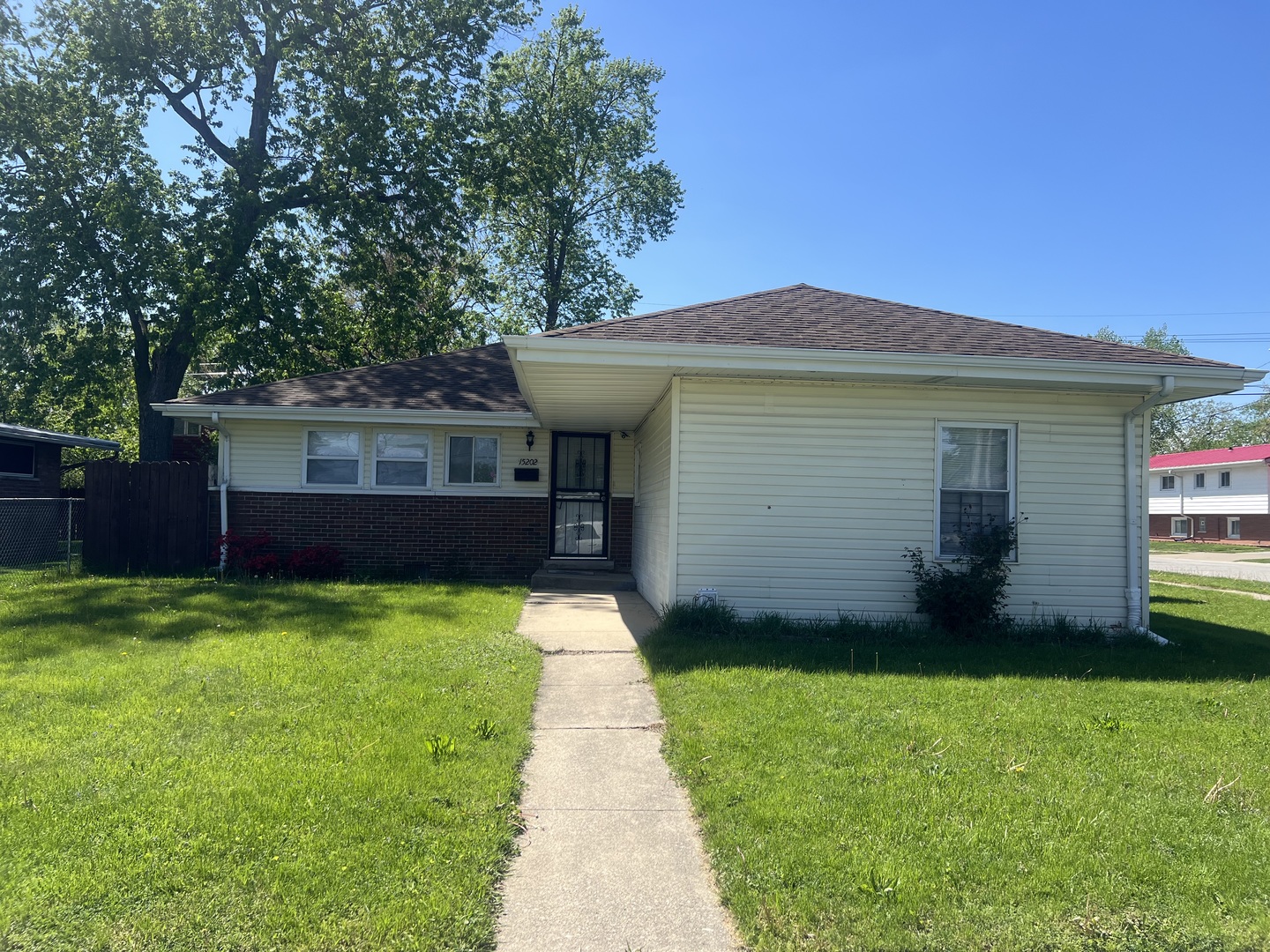 15202 Meadow Lane, Dolton, IL