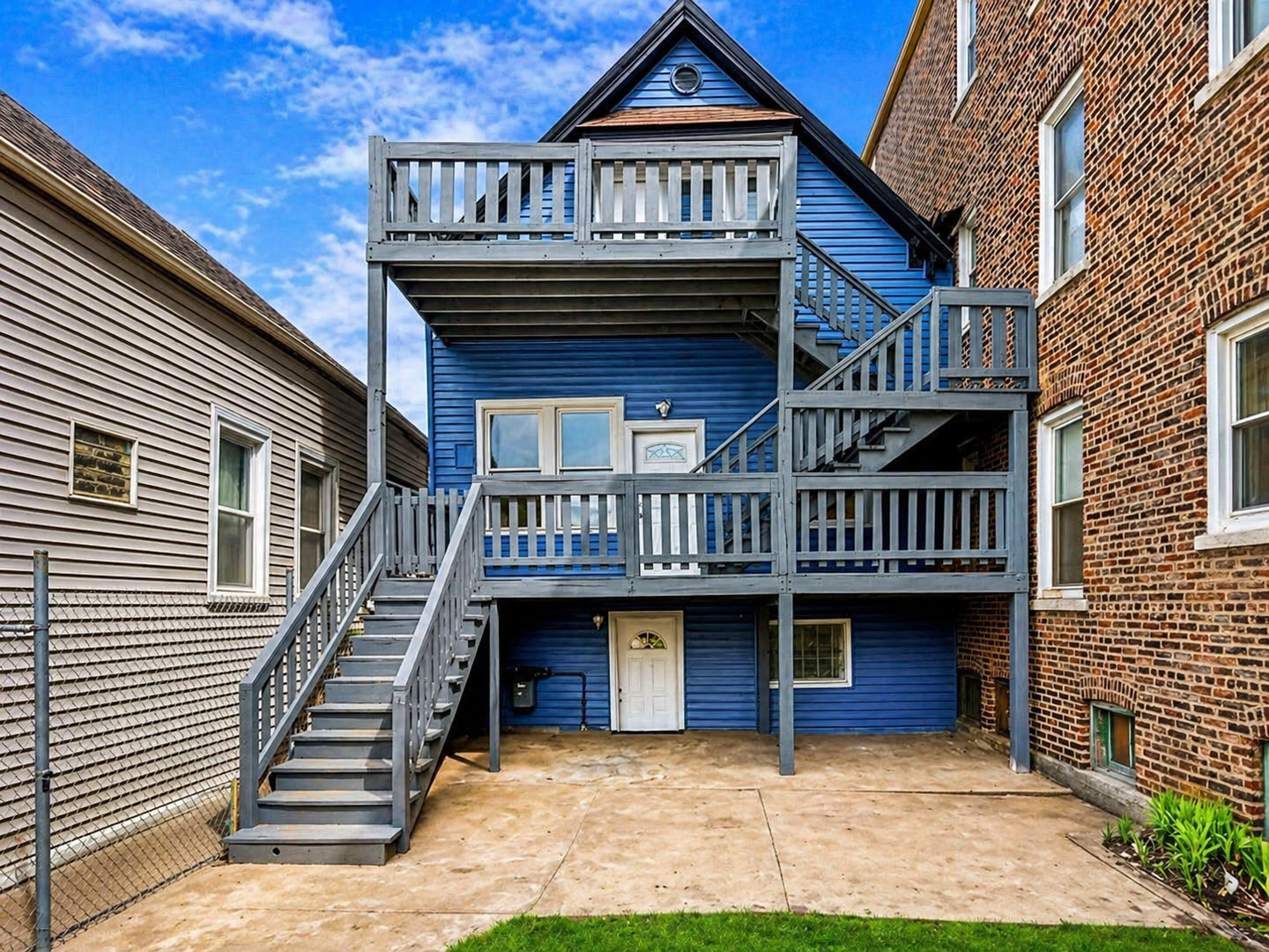 4329 S Wood Street, Chicago, IL