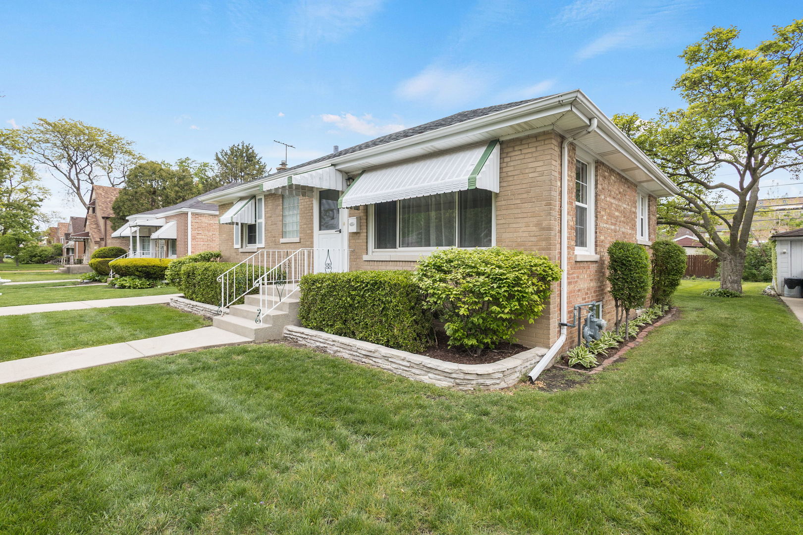 2509 S 10th Avenue, Broadview, IL
