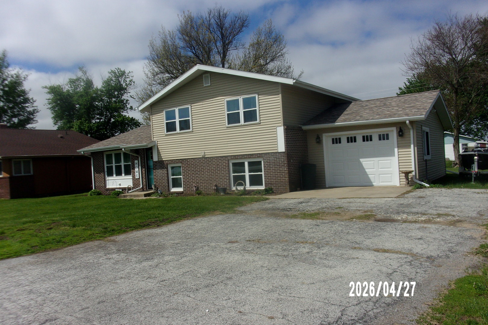 2303 N State Route 1 Highway, Watseka, IL