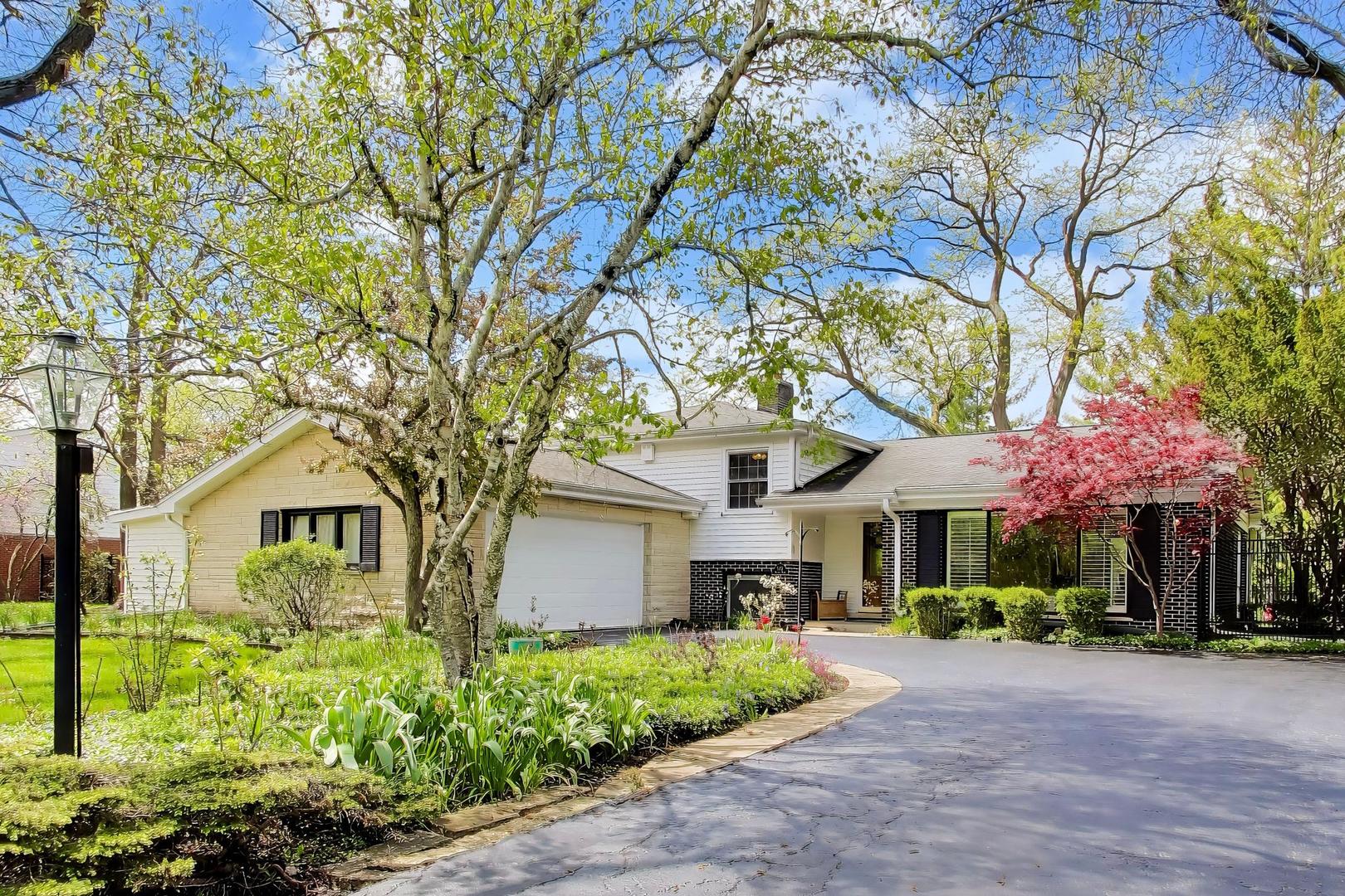 570 Wilmot Road, Deerfield, IL