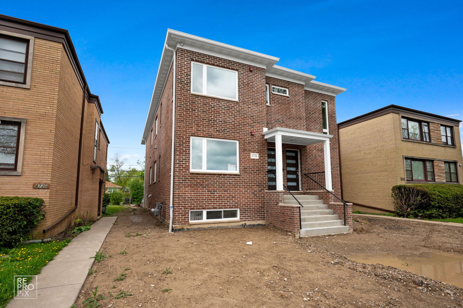 8734 Kimball Avenue #2, Skokie, IL