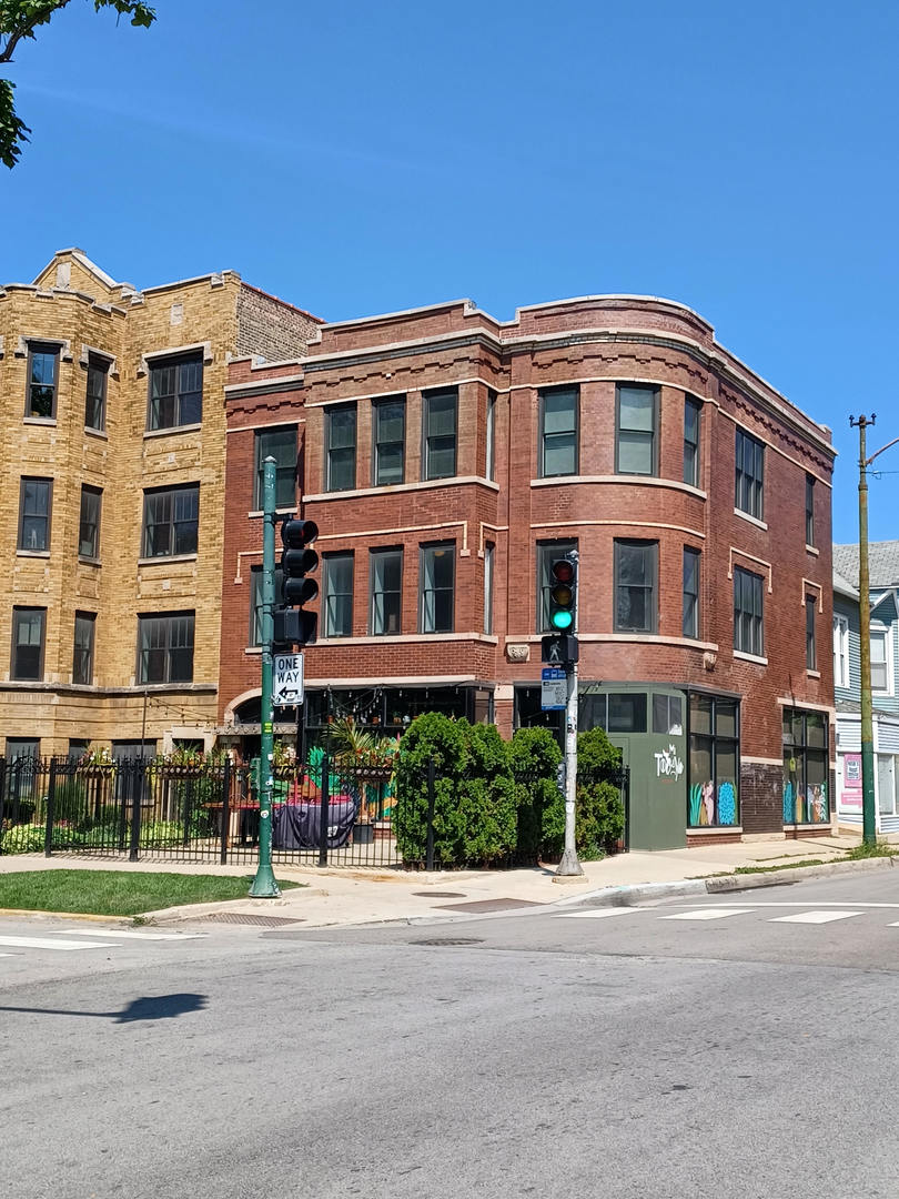 2800 W Logan Boulevard #2, Chicago, IL