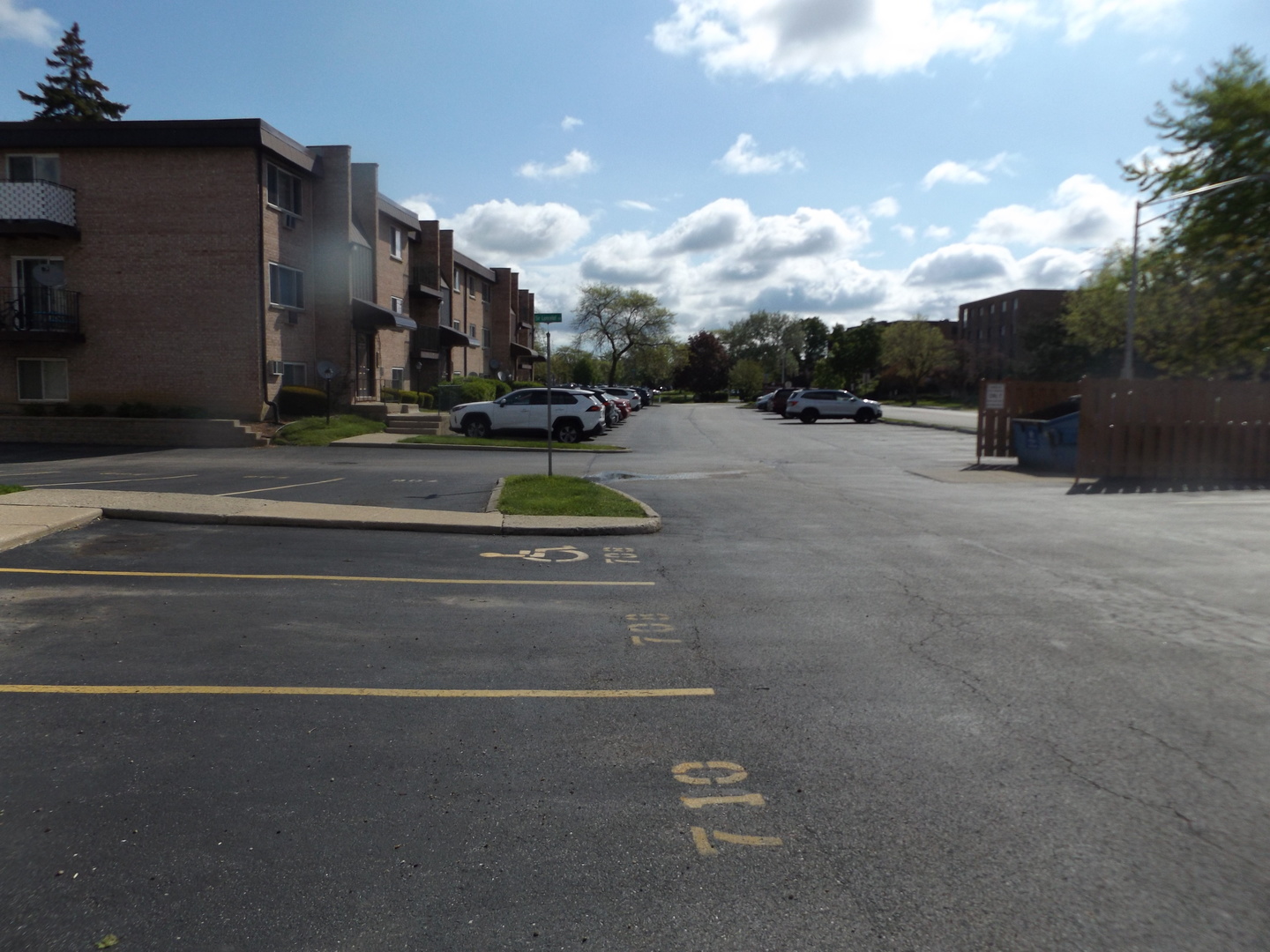 710 W Huntington Commons Road #2B, Mount Prospect, IL
