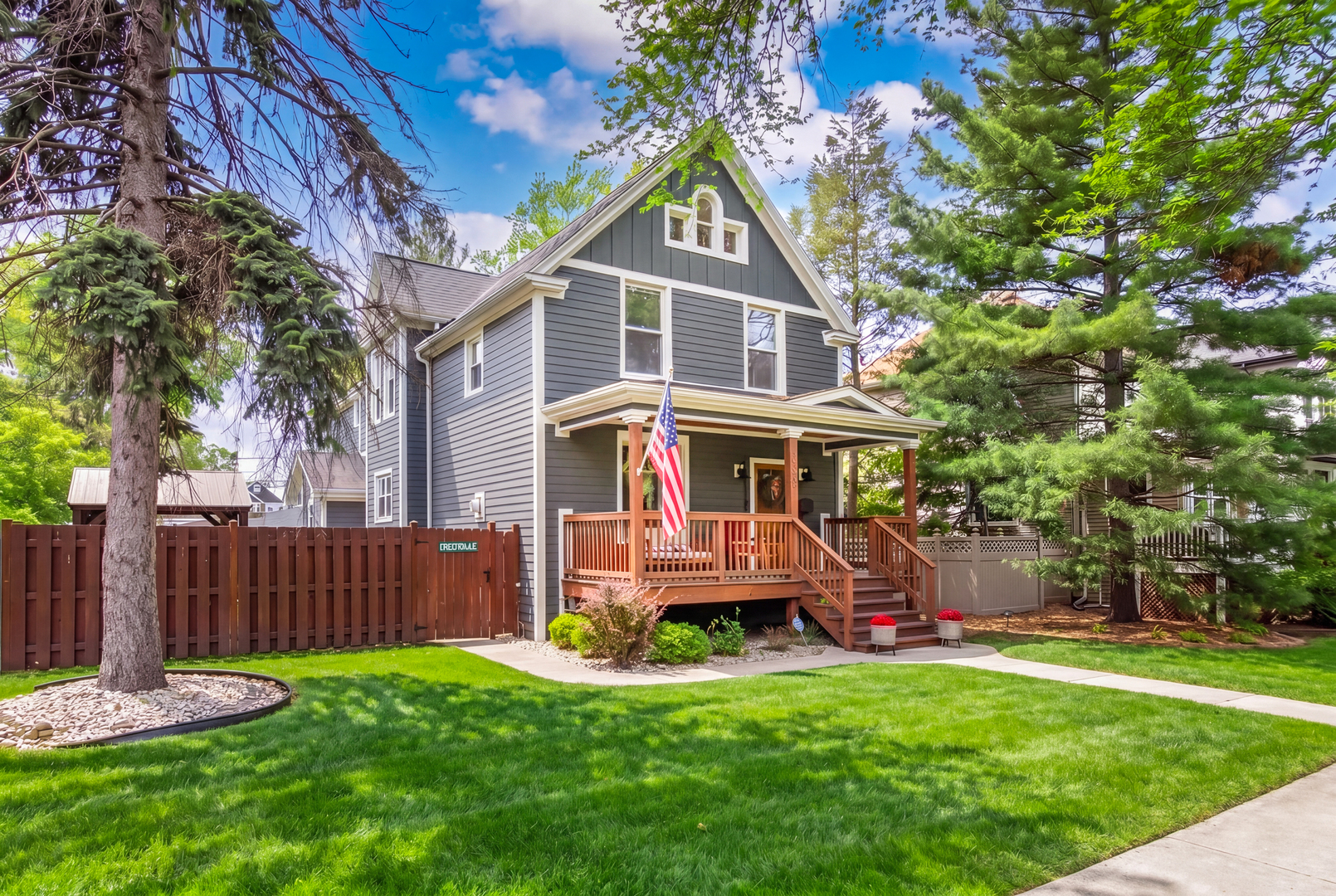 6826 N Osceola Avenue, Chicago, IL