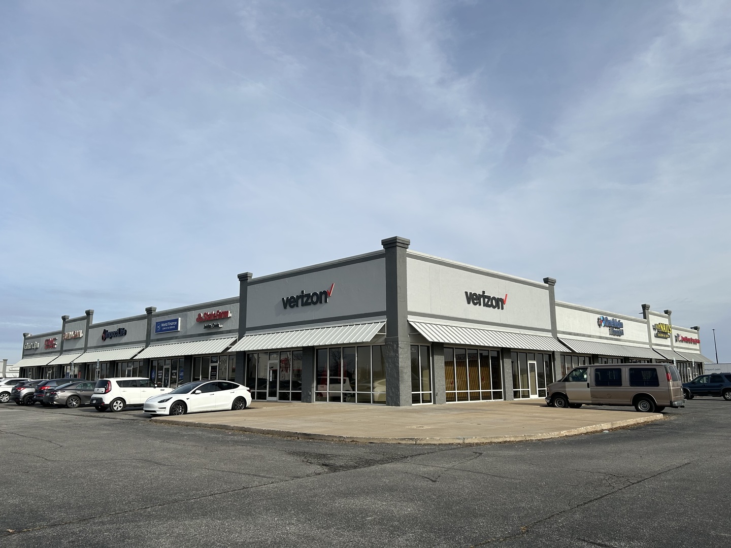 503 Knox Square Drive, Galesburg, IL
