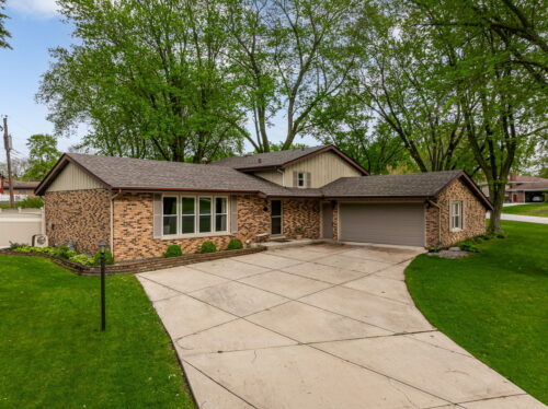 501 Hobby Avenue, Frankfort, IL