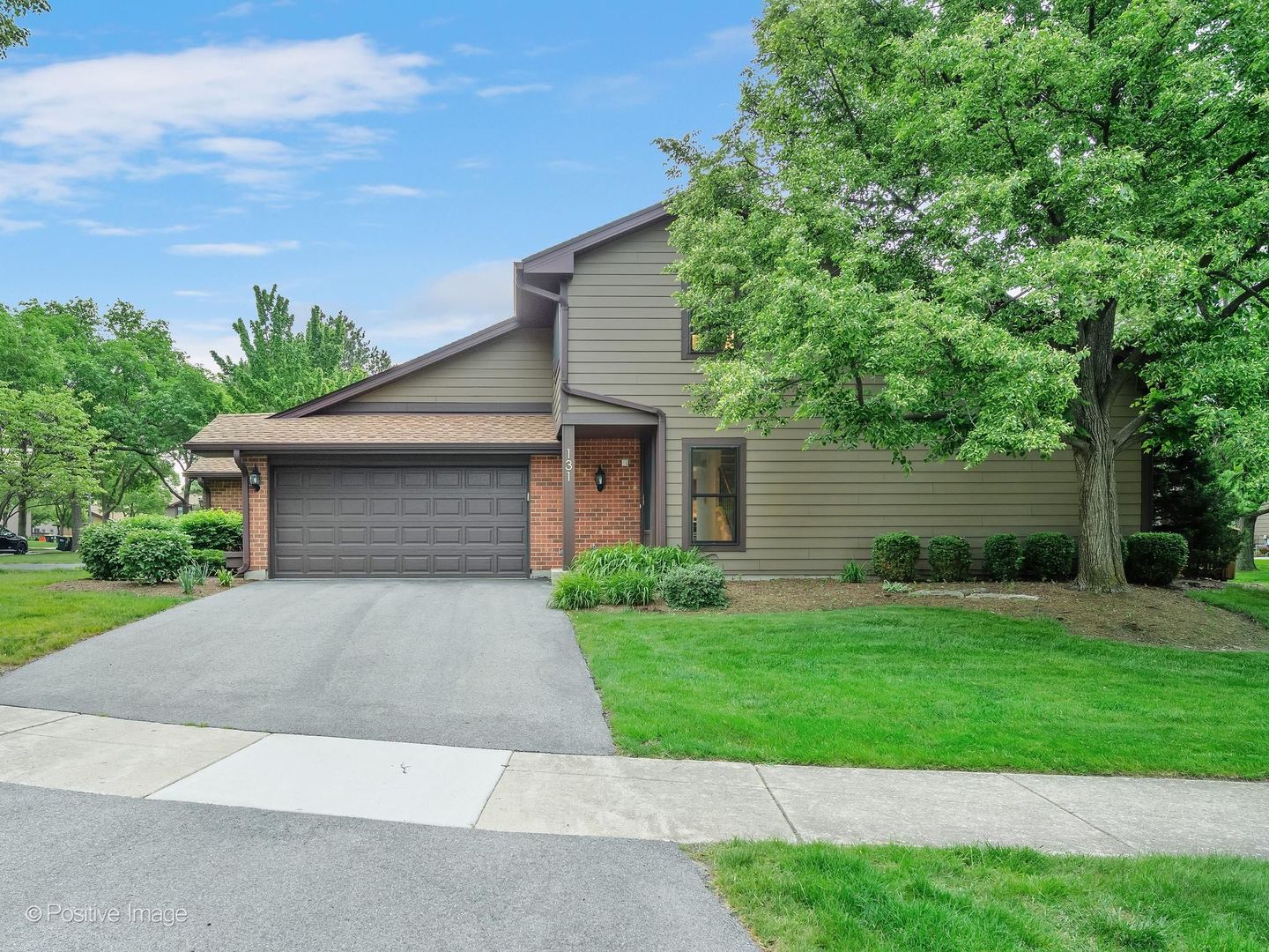 131 White Birch Lane, Westmont, IL