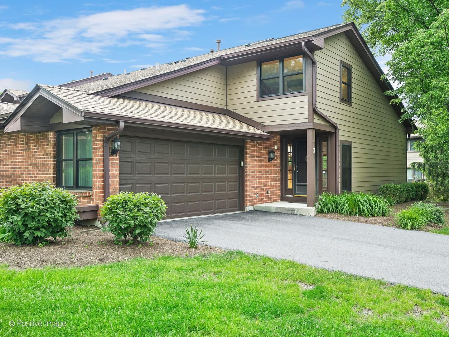 131 White Birch Lane, Westmont, IL