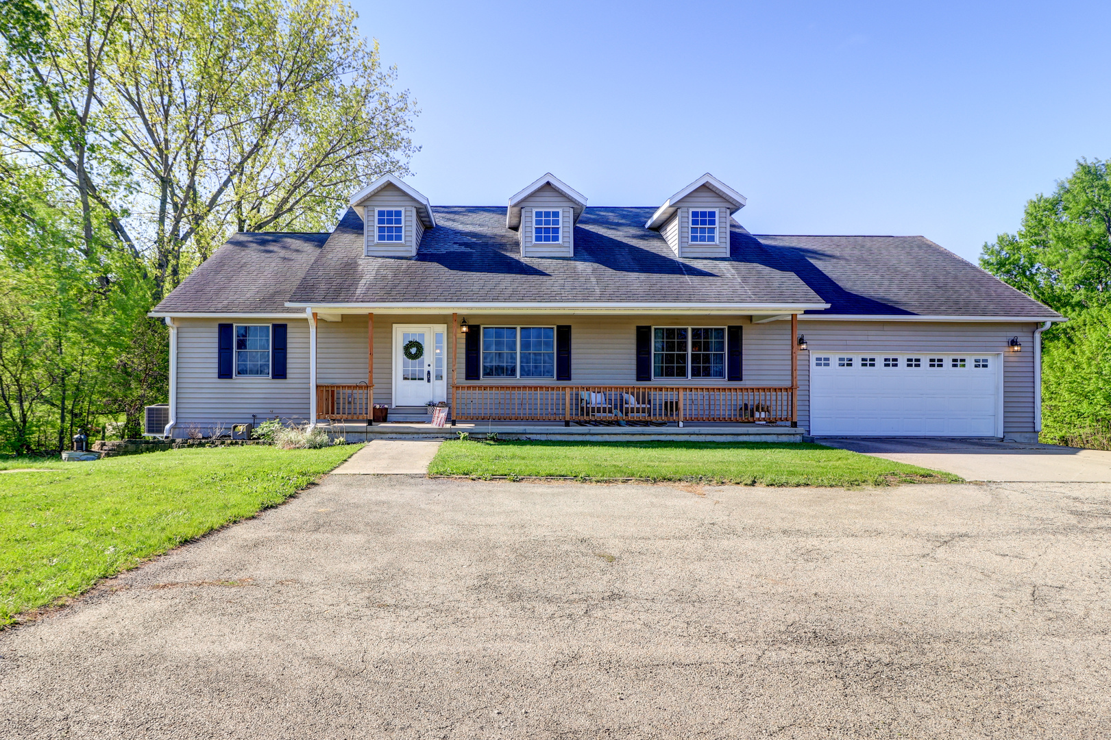 24335 Fulfs Road, Sterling, IL