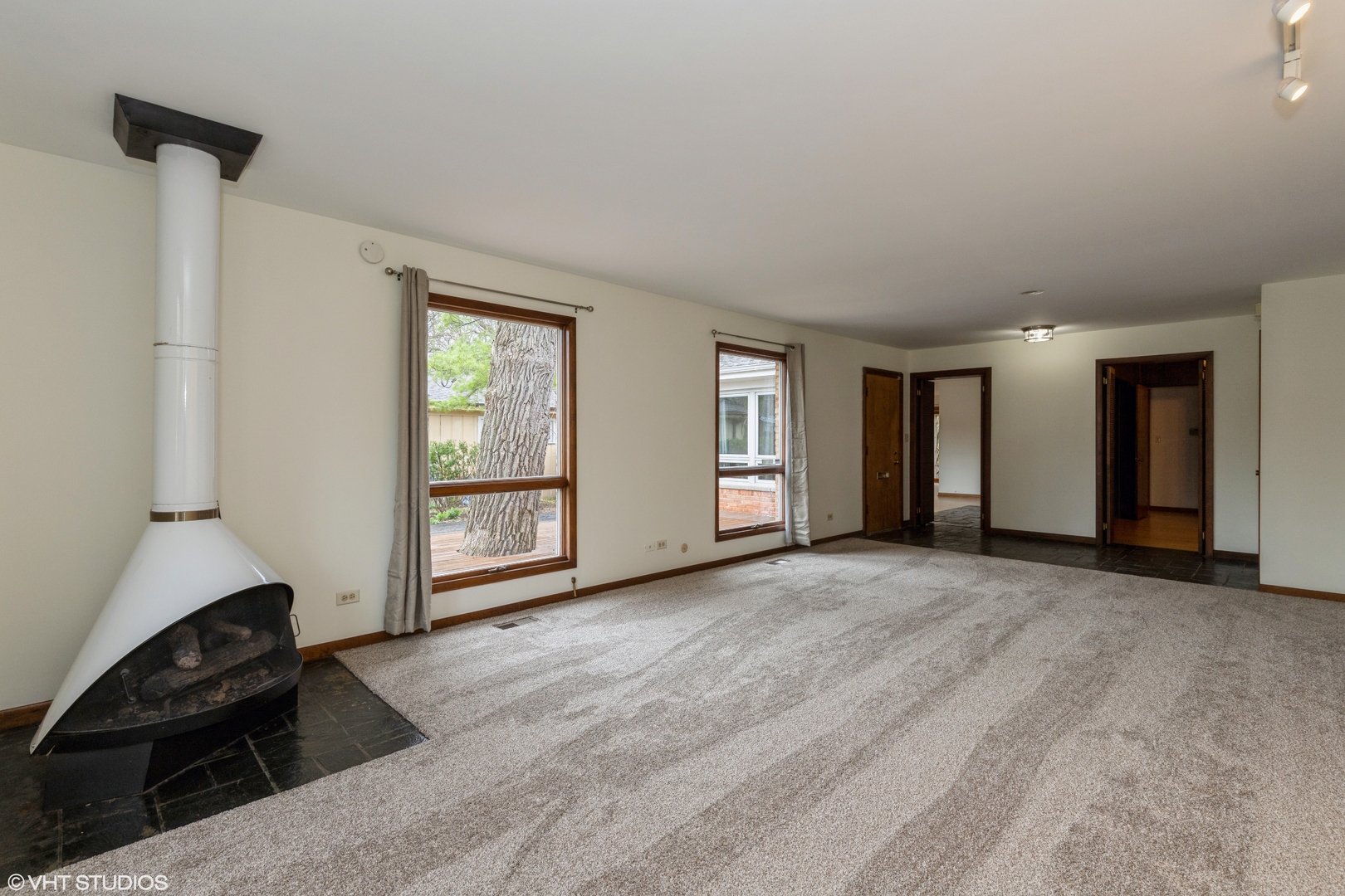 461 Rockland Avenue, Lake Bluff, IL