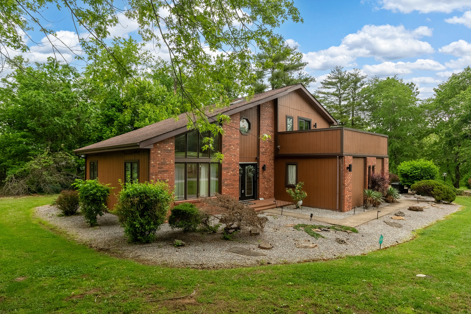183 Heritage Road, Carbondale, IL
