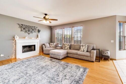 248 S Litchfield Drive, Round Lake, IL
