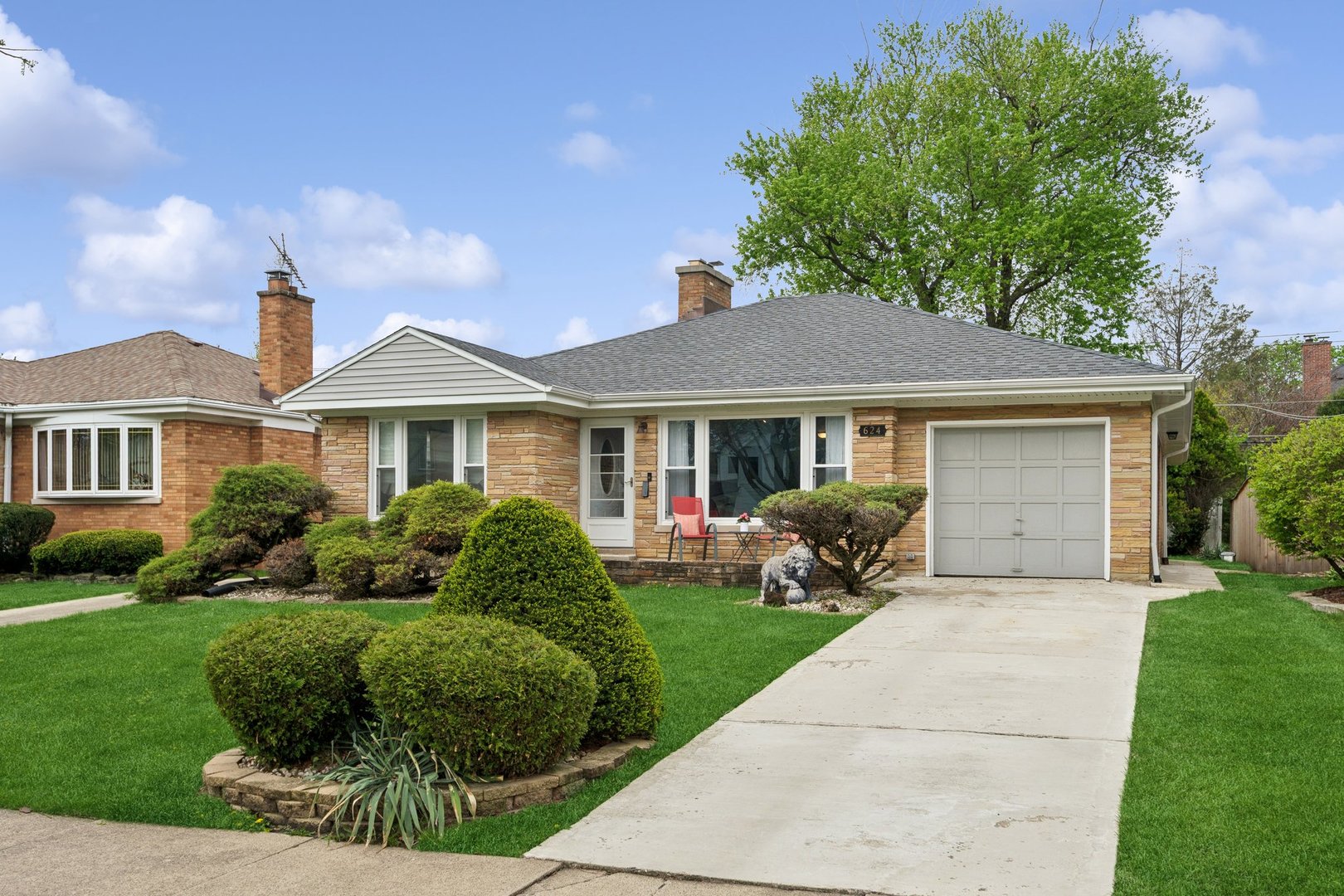 624 S Madison Avenue, La Grange, IL