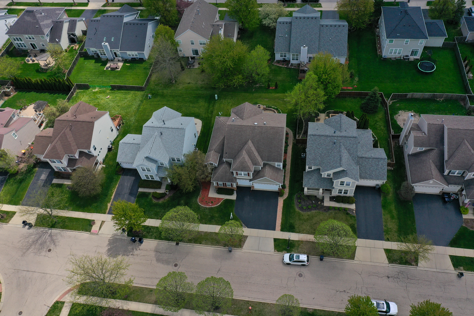 239 Pawtucket Avenue, Elgin, IL