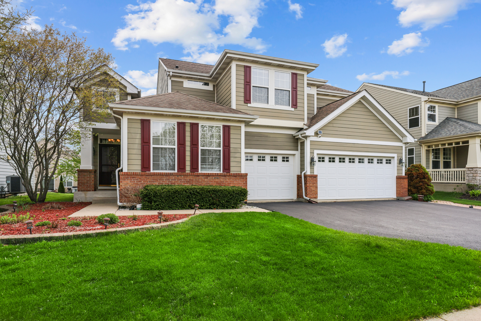 239 Pawtucket Avenue, Elgin, IL