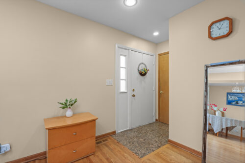 334 Plumwood Court, Vernon Hills, IL