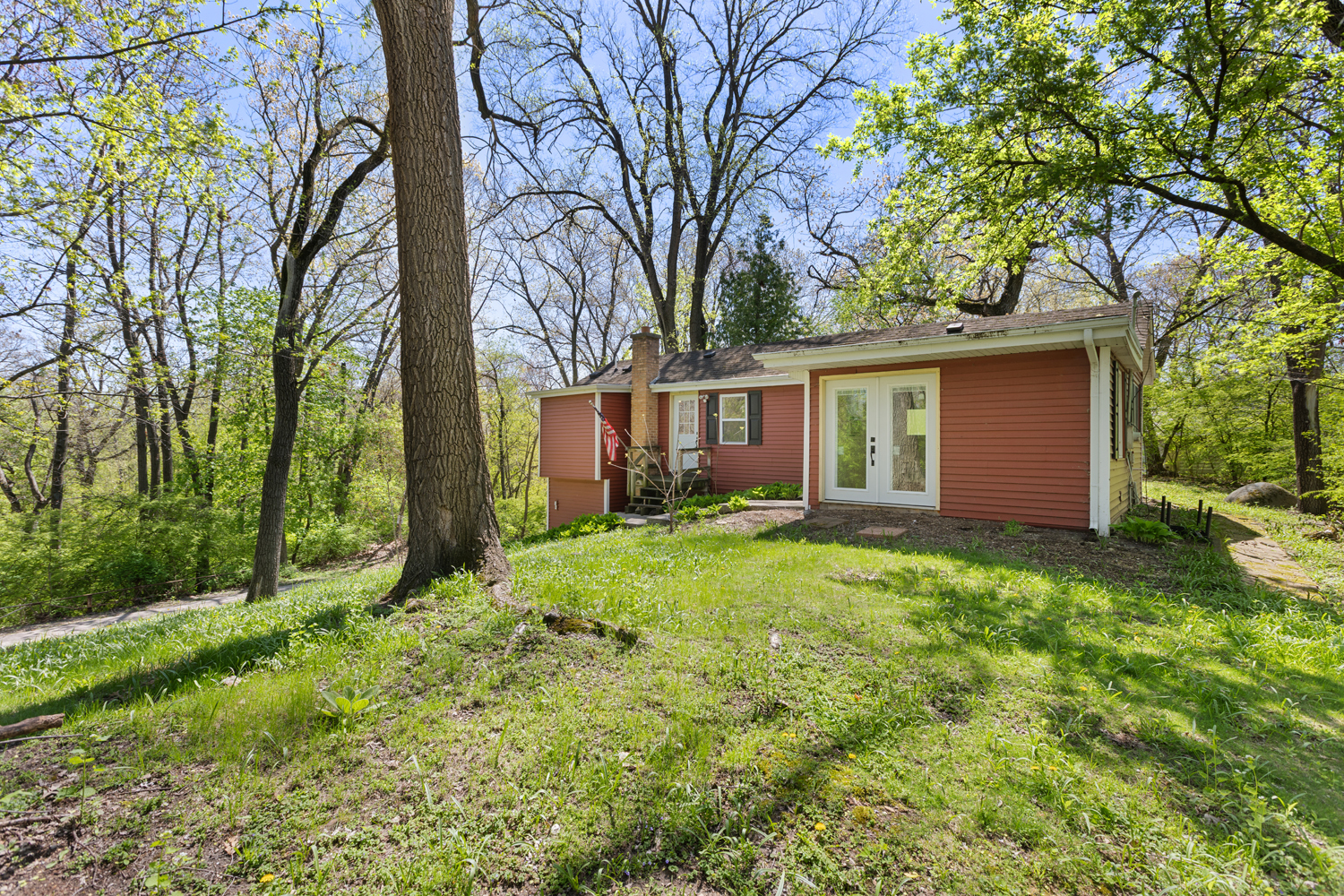 1010 Osage Drive, McHenry, IL