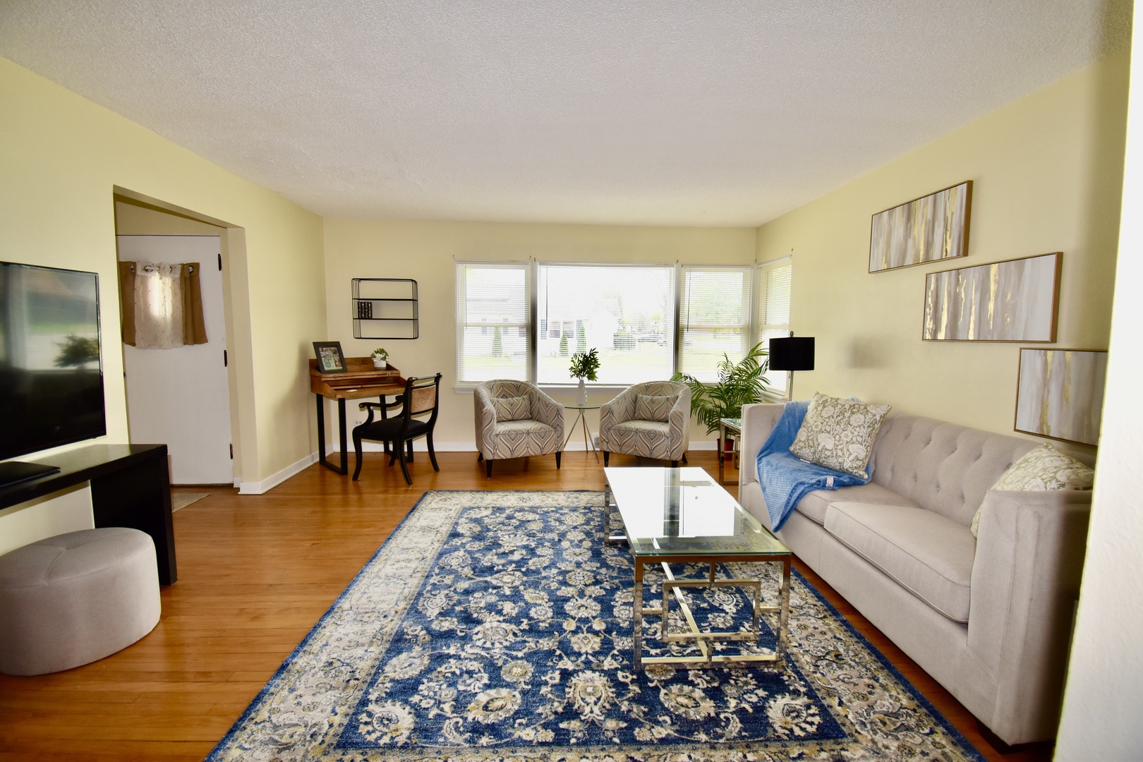 1645 Jackson Street, North Chicago, IL
