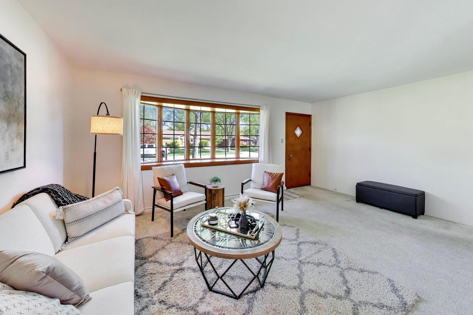 1719 Verde Drive, Mount Prospect, IL