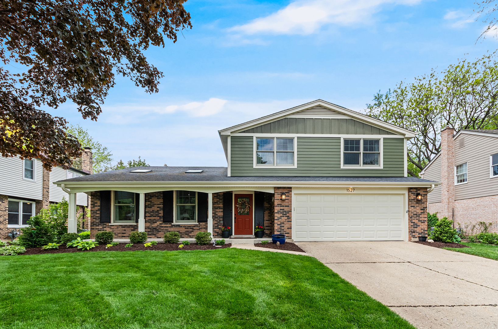 1527 CHICKASAW Drive, Naperville, IL