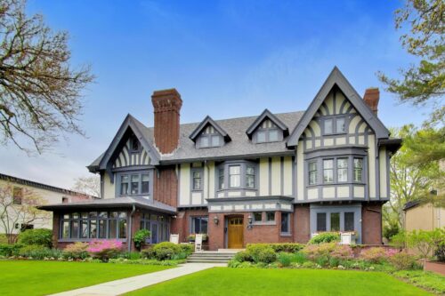 1218 Sheridan Road, Evanston, IL
