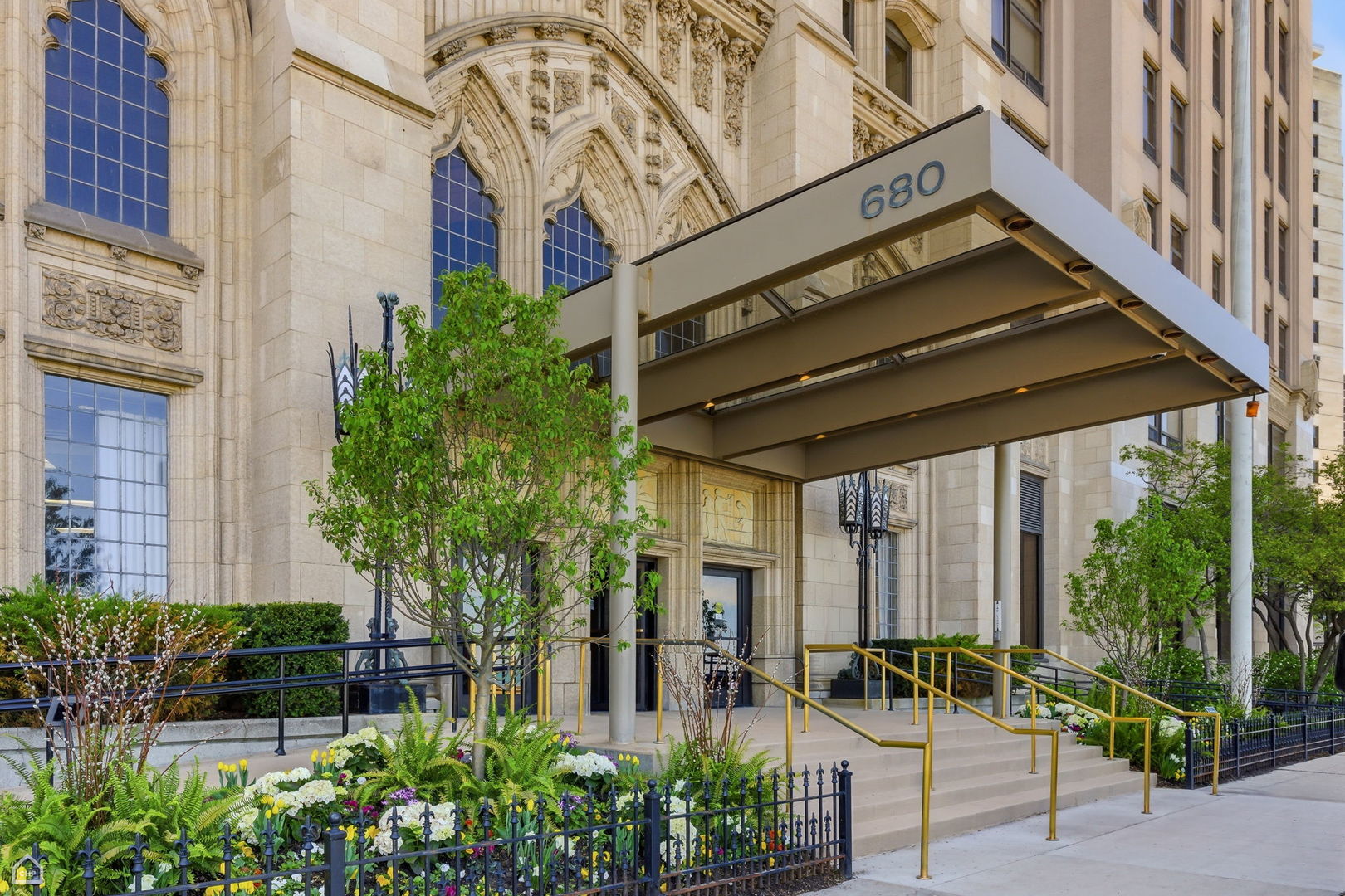 680 N Lake Shore Drive #1117, Chicago, IL