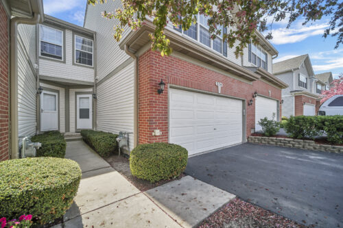 574 N Fox Trail #574, Round Lake, IL