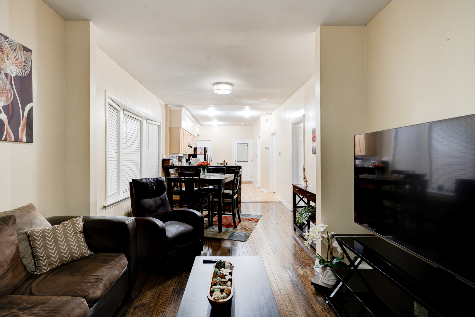 608 N Monticello Avenue, Chicago, IL