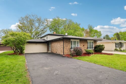 15631 E END Avenue, Dolton, IL