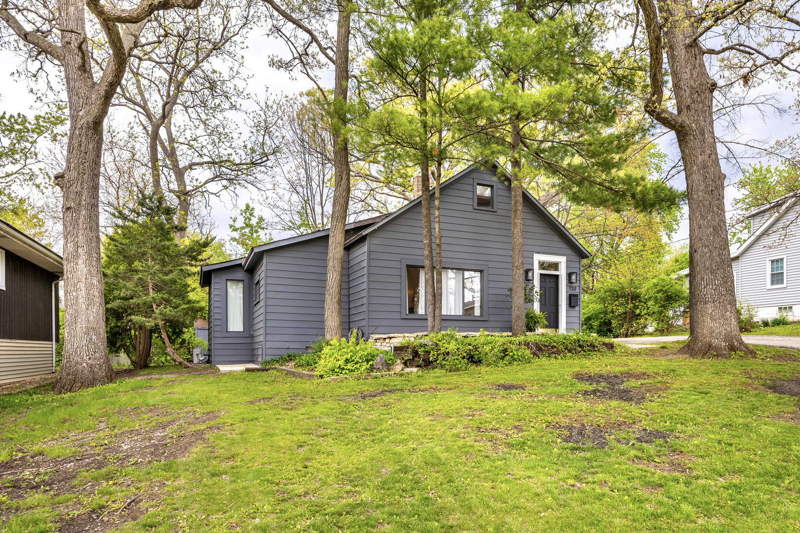 733 Ridge Road, Lemont, IL