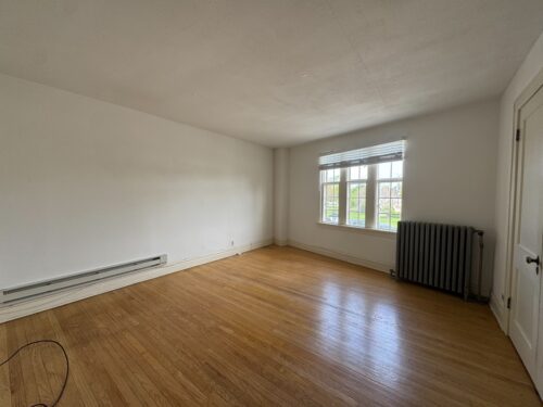 28w579 Stafford Place #1, Warrenville, IL