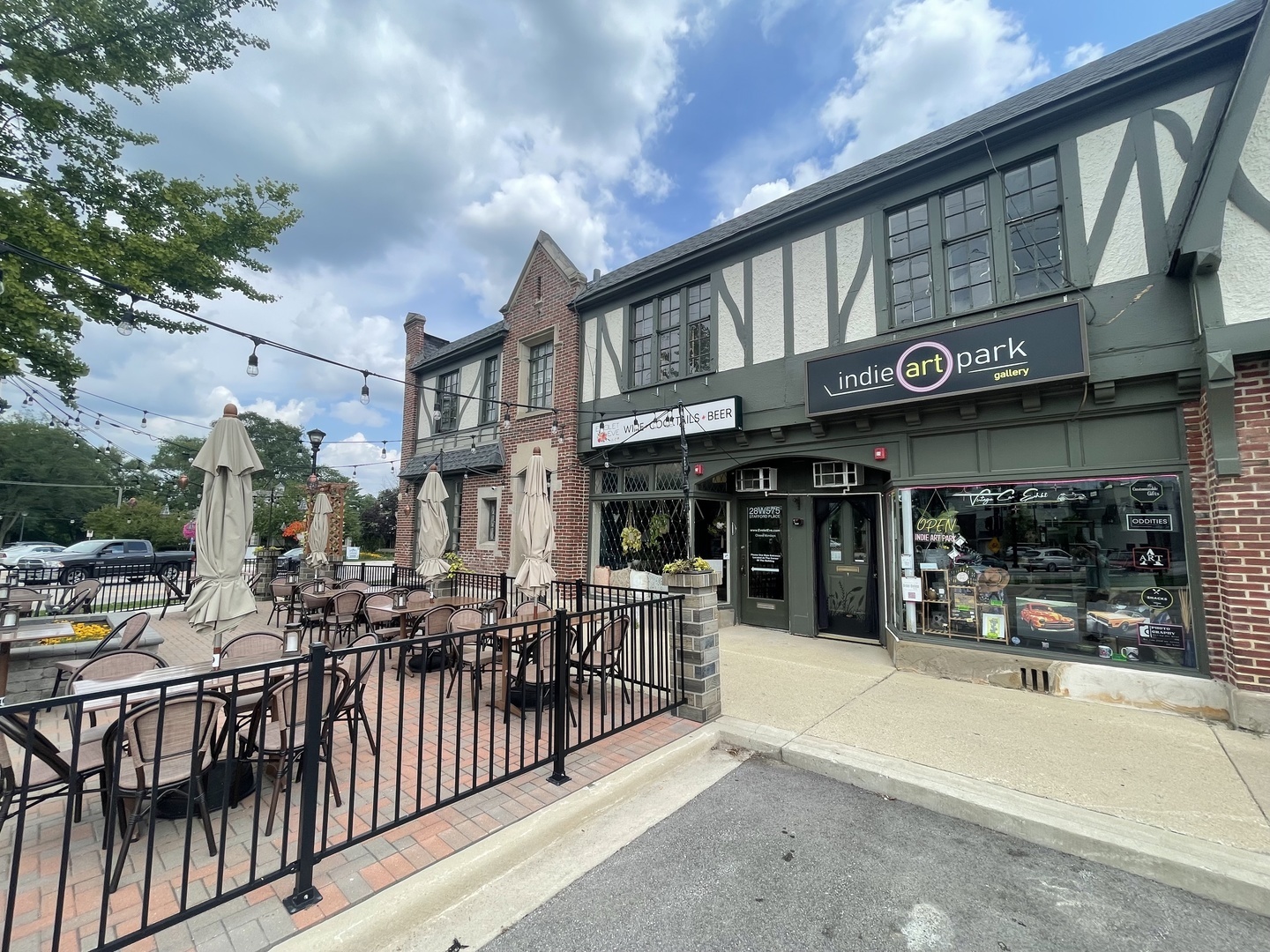 28w579 Stafford Place #1, Warrenville, IL