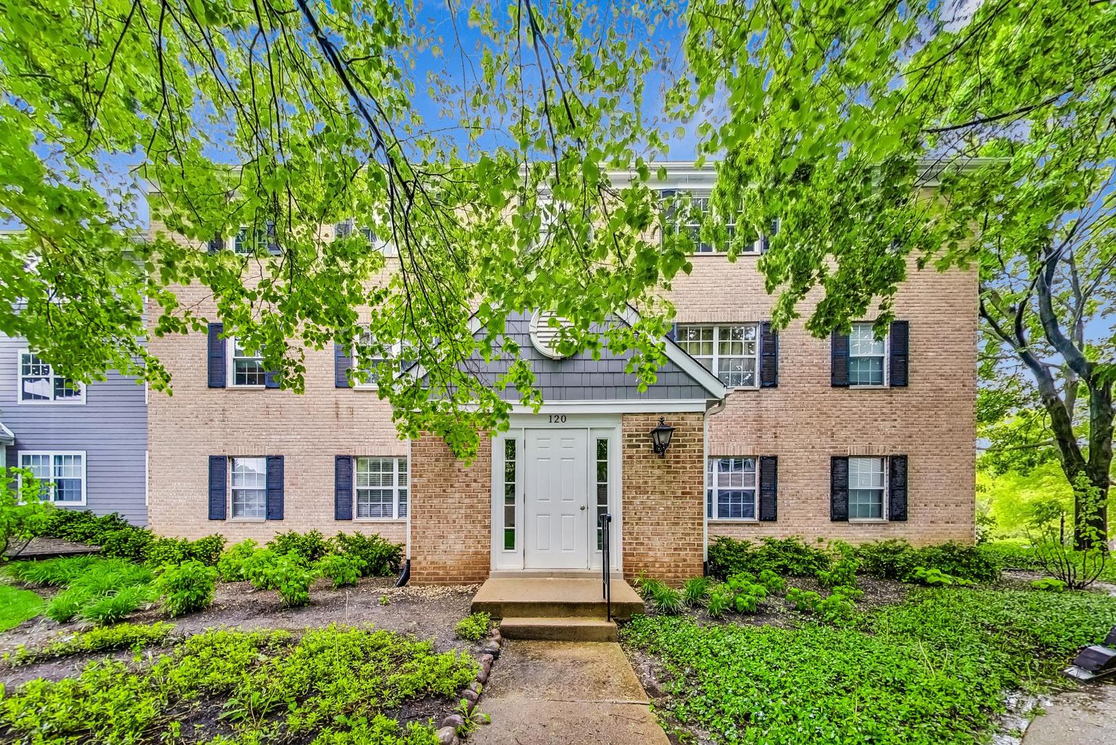 120 E Winchester Road #D, Libertyville, IL