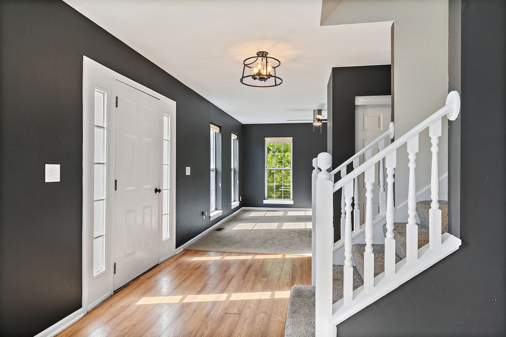 213 SW Griffin Place, Poplar Grove, IL