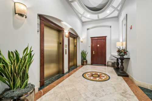 230 W DIVISION Street #1408, Chicago, IL