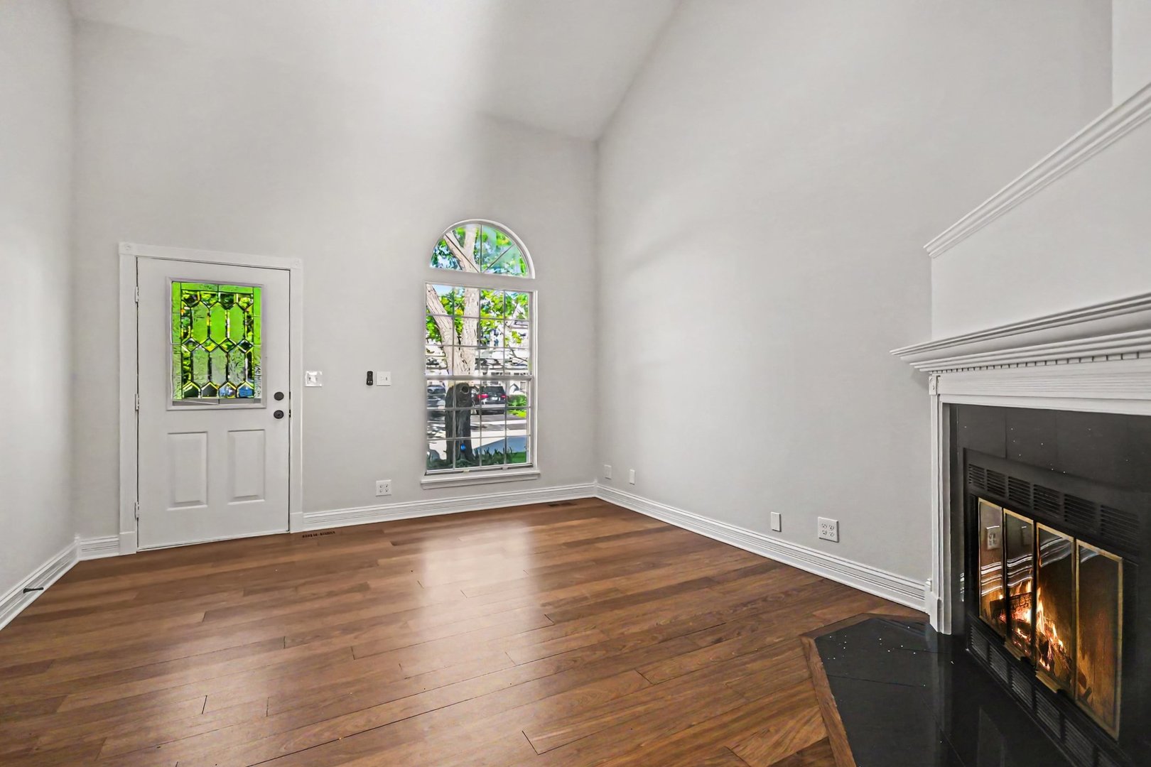 1527 Harvest Lane, Westmont, IL