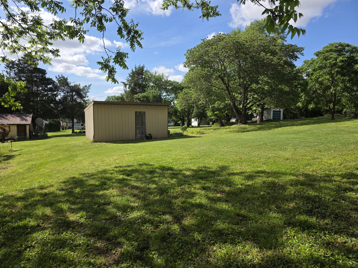147 S Mchenry Street, Equality, IL