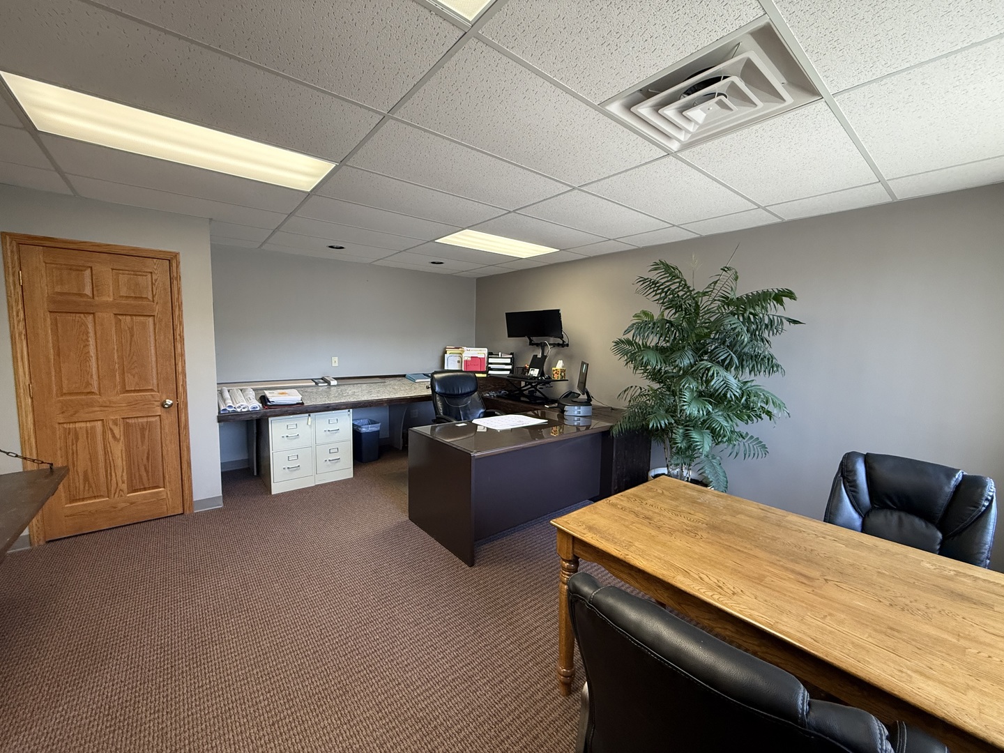 1040 W 4th Street, Davenport, IA