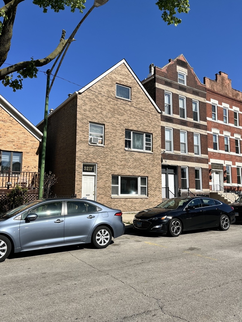3217 S May Street #1, Chicago, IL