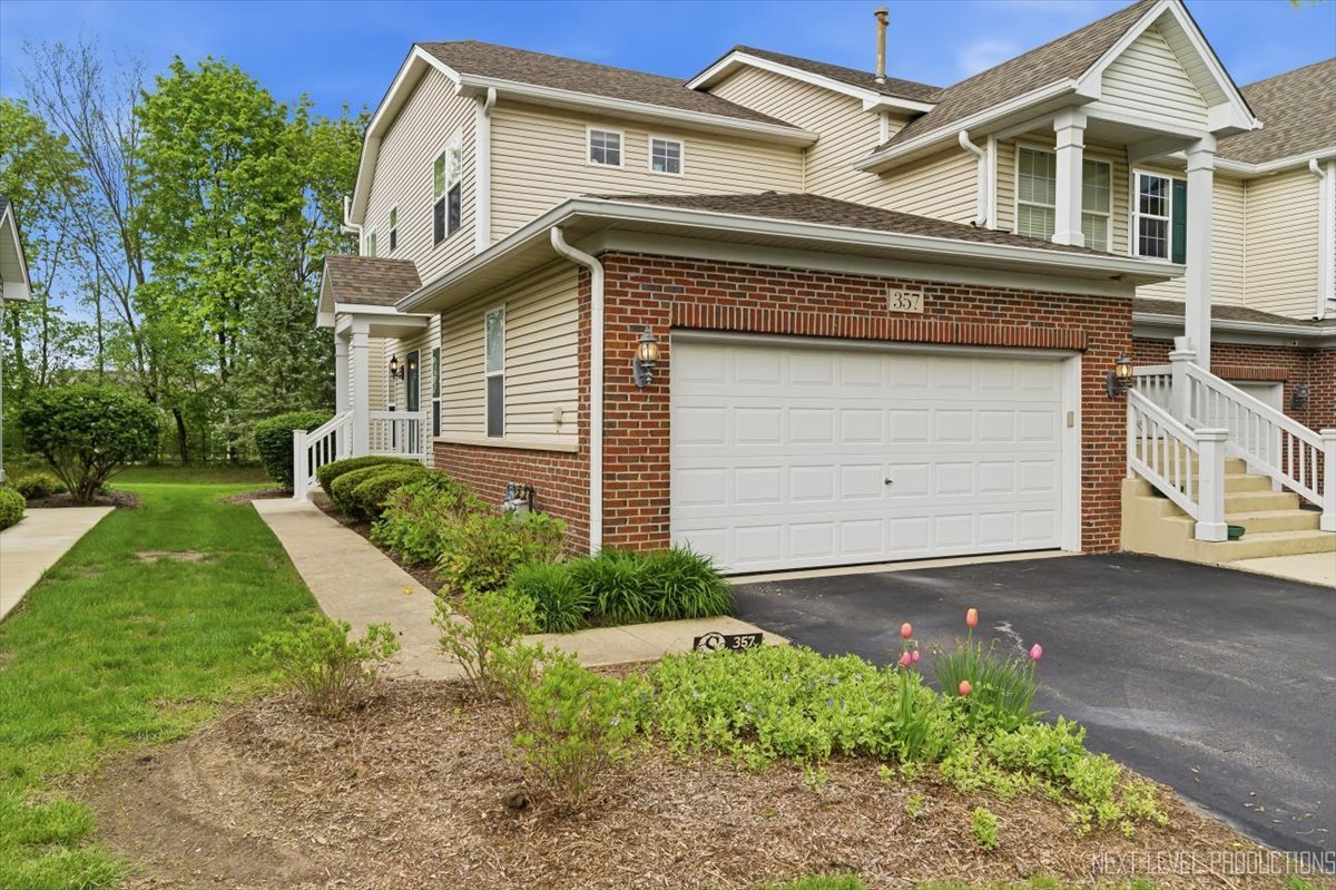 357 Ridge Road, North Aurora, IL