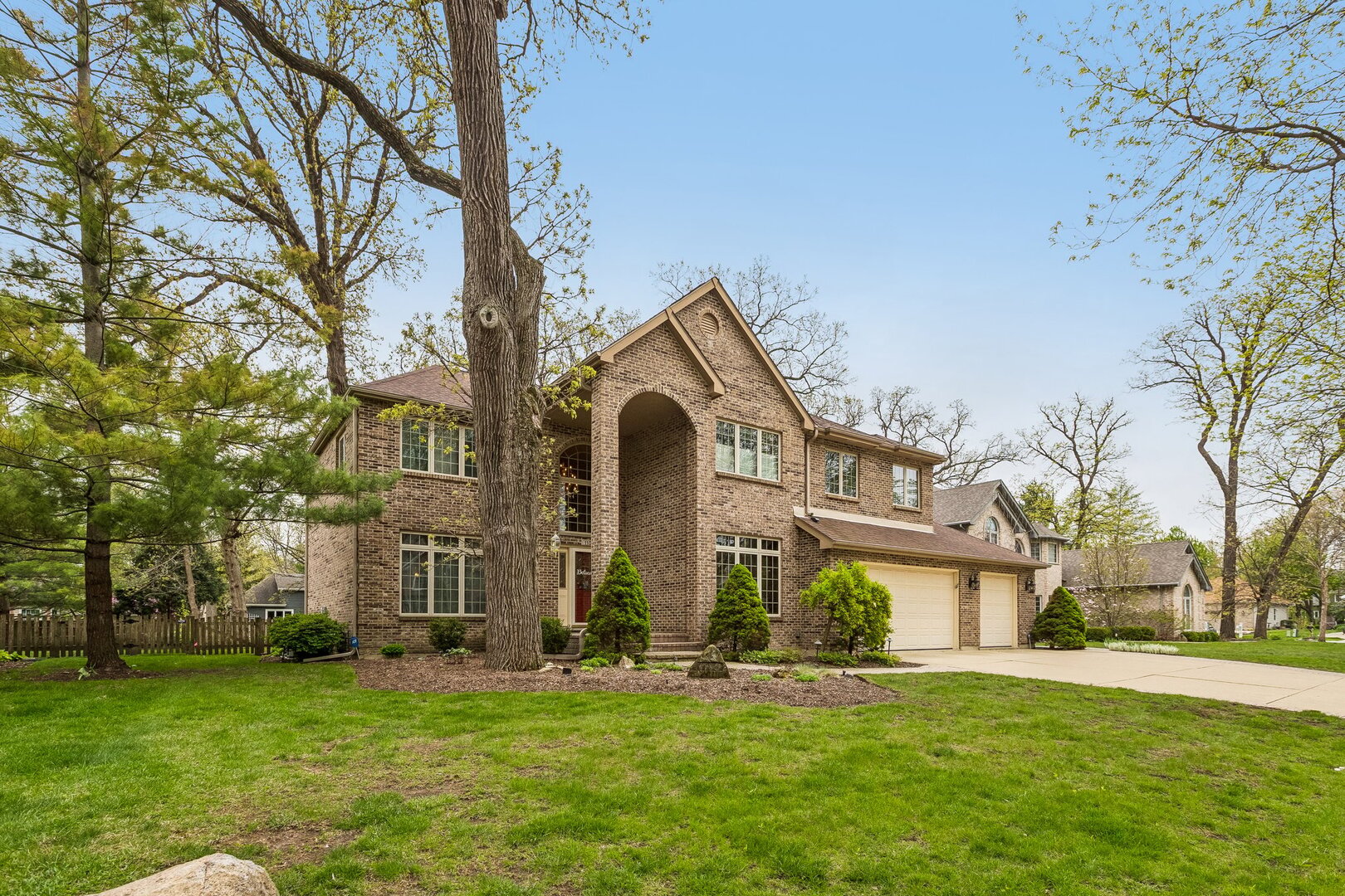 1105 Portsmouth Circle, Gurnee, IL