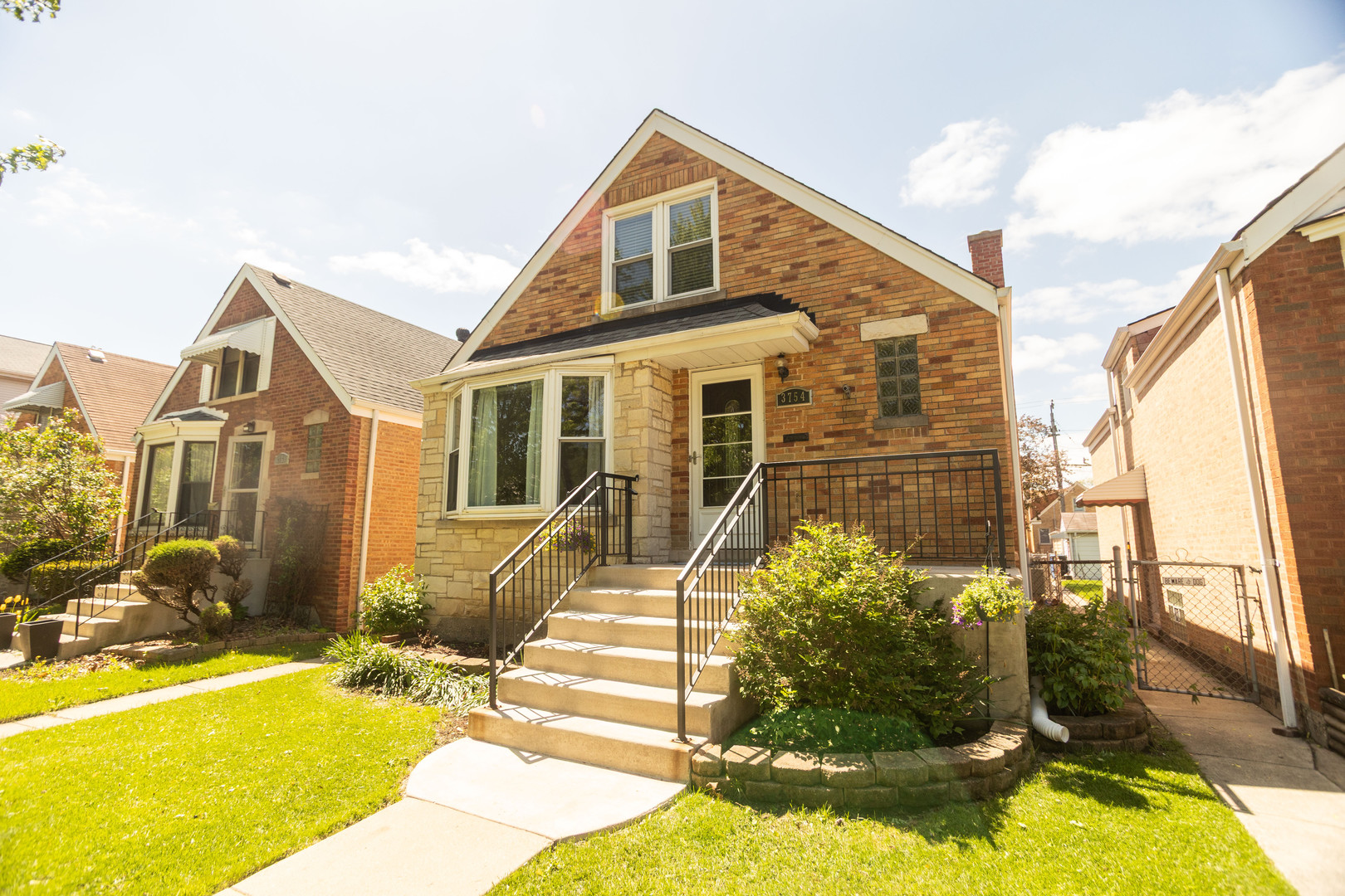3754 N Nottingham Avenue, Chicago, IL