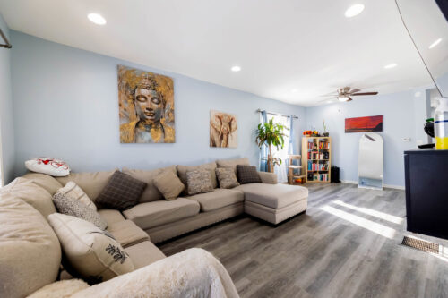 9020 S Carpenter Street, Chicago, IL