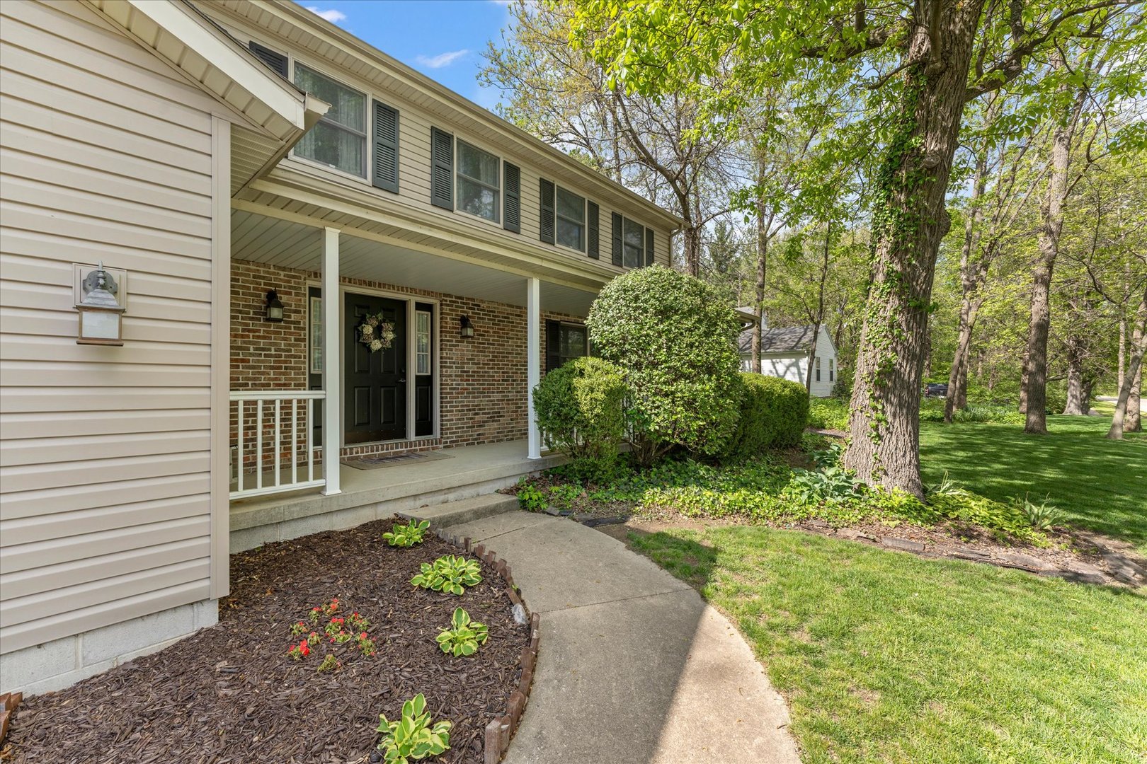 789 County Farm Road, Monticello, IL
