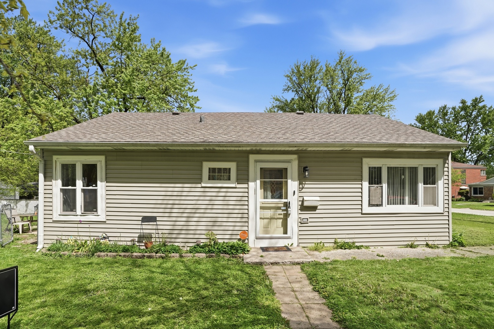 16784 Trapet Avenue, Hazel Crest, IL