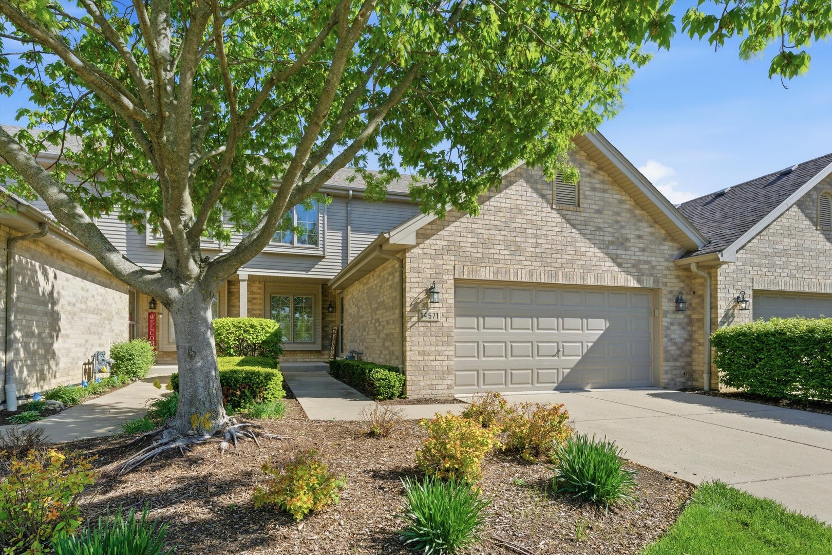 14571 Albany Avenue, Lemont, IL