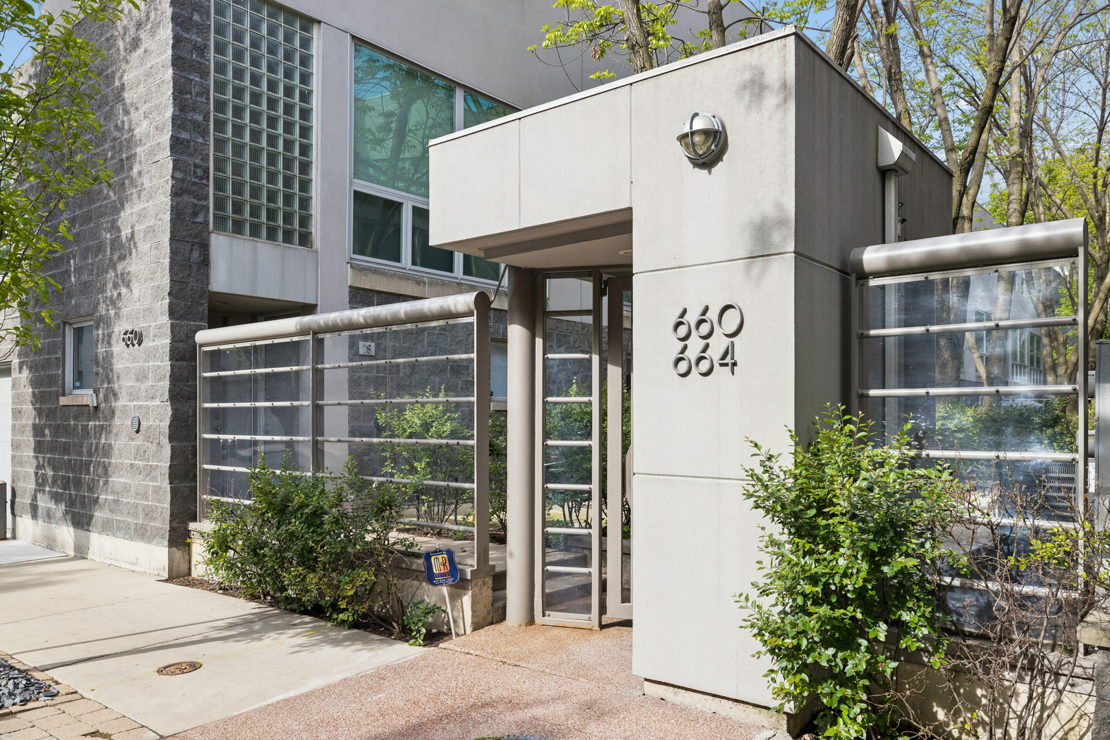 660 N Peoria Street #6S, Chicago, IL